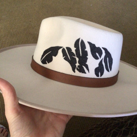 New! Wyeth rare black palms wool rancher